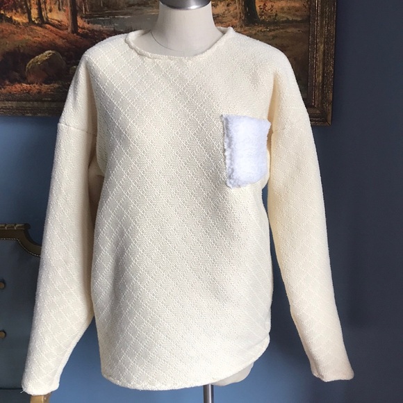 NWOT butter yellow long thick crew neck pull on sherpa lined sweatshirt size L - Picture 1 of 16